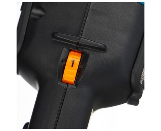  Полировальная машина Makita 9237CB 